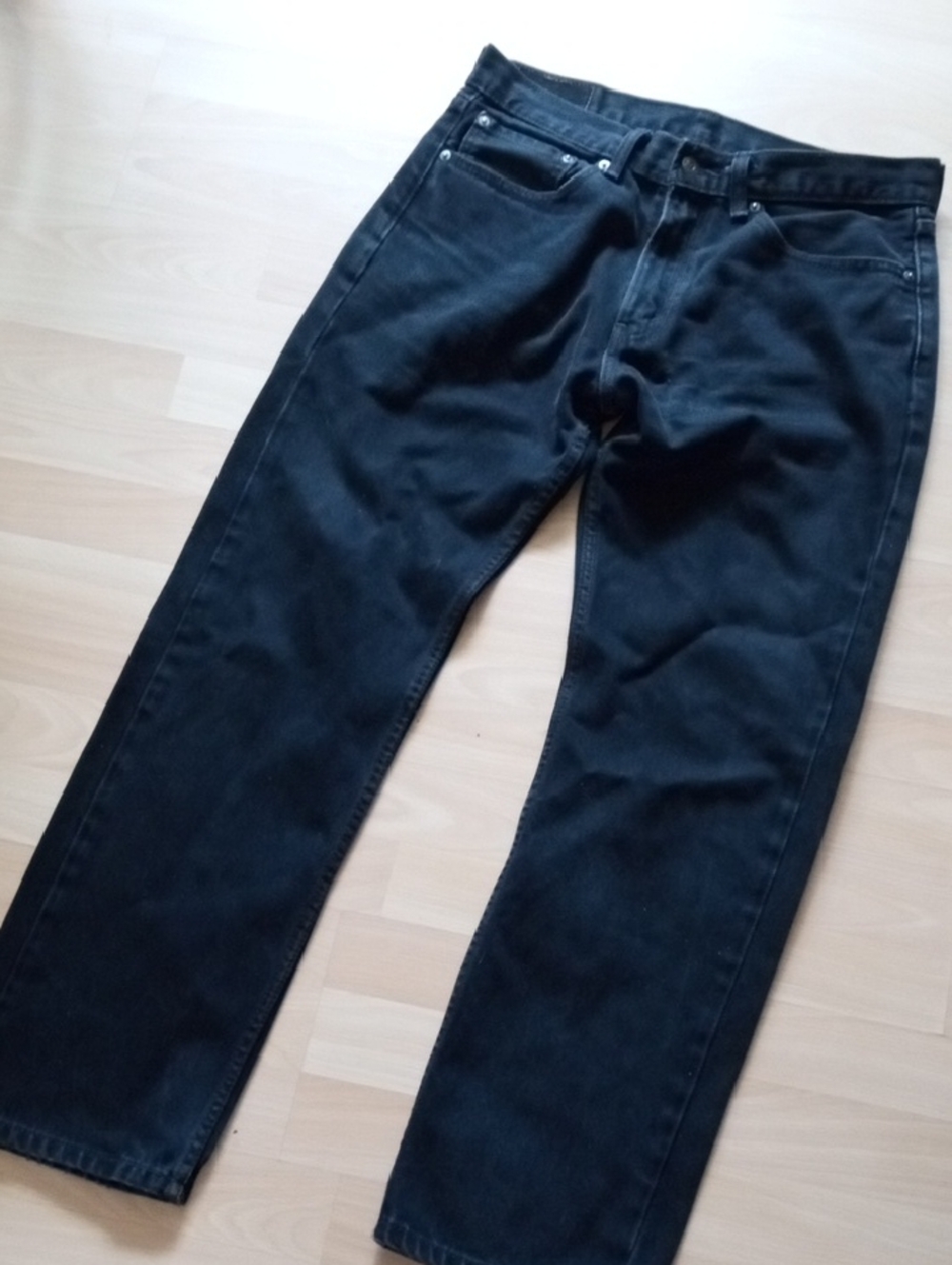 Levi's Men's Black Straight Jeans - Classic Fit